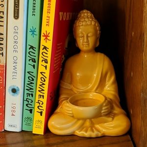 Buddha statue votive holder